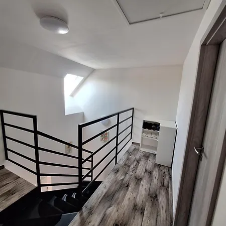 Apartman Rd Bystre Exterior photo